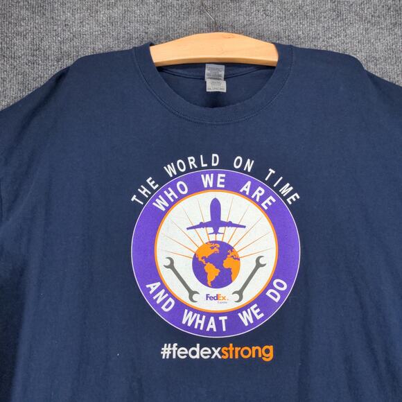 FedEx Strong T Shirt Mens Size 2XL Blue Big Logo Graphic Who We Are - Picture 7 of 16